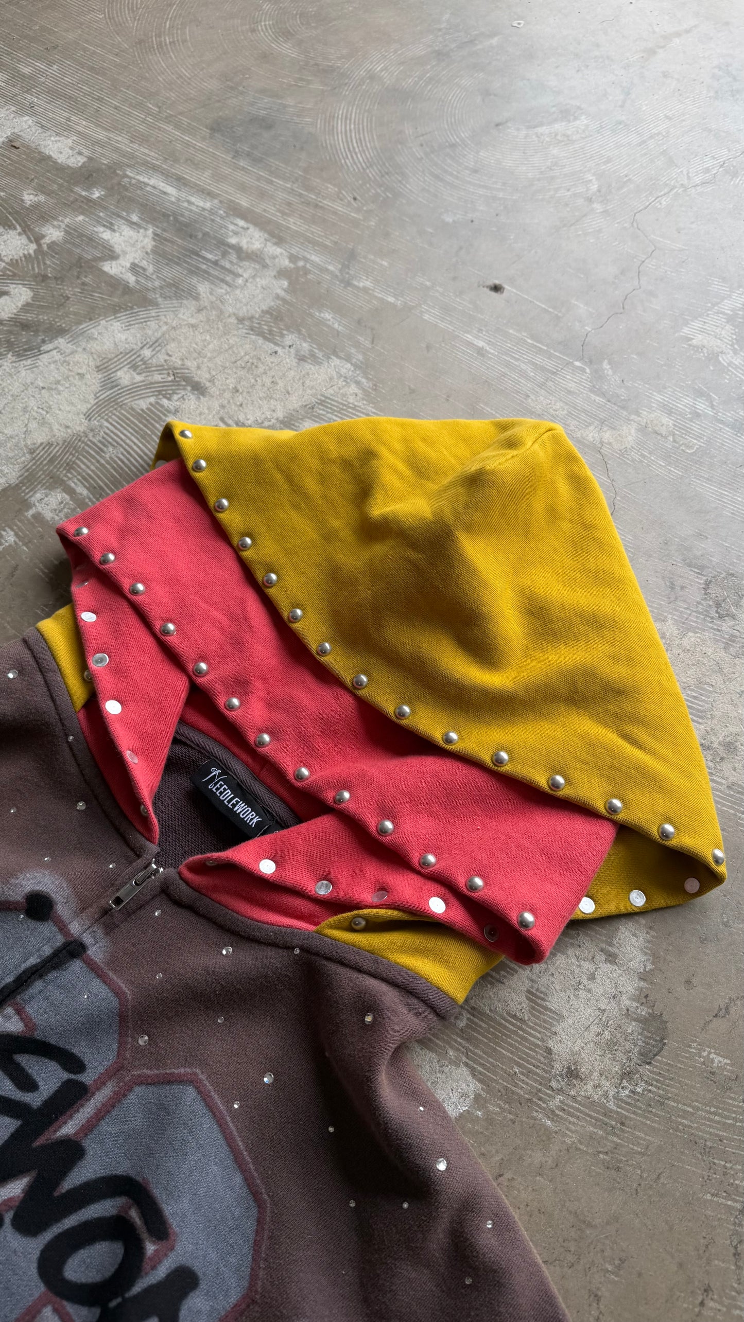 This is Art Zip-up Multicolor